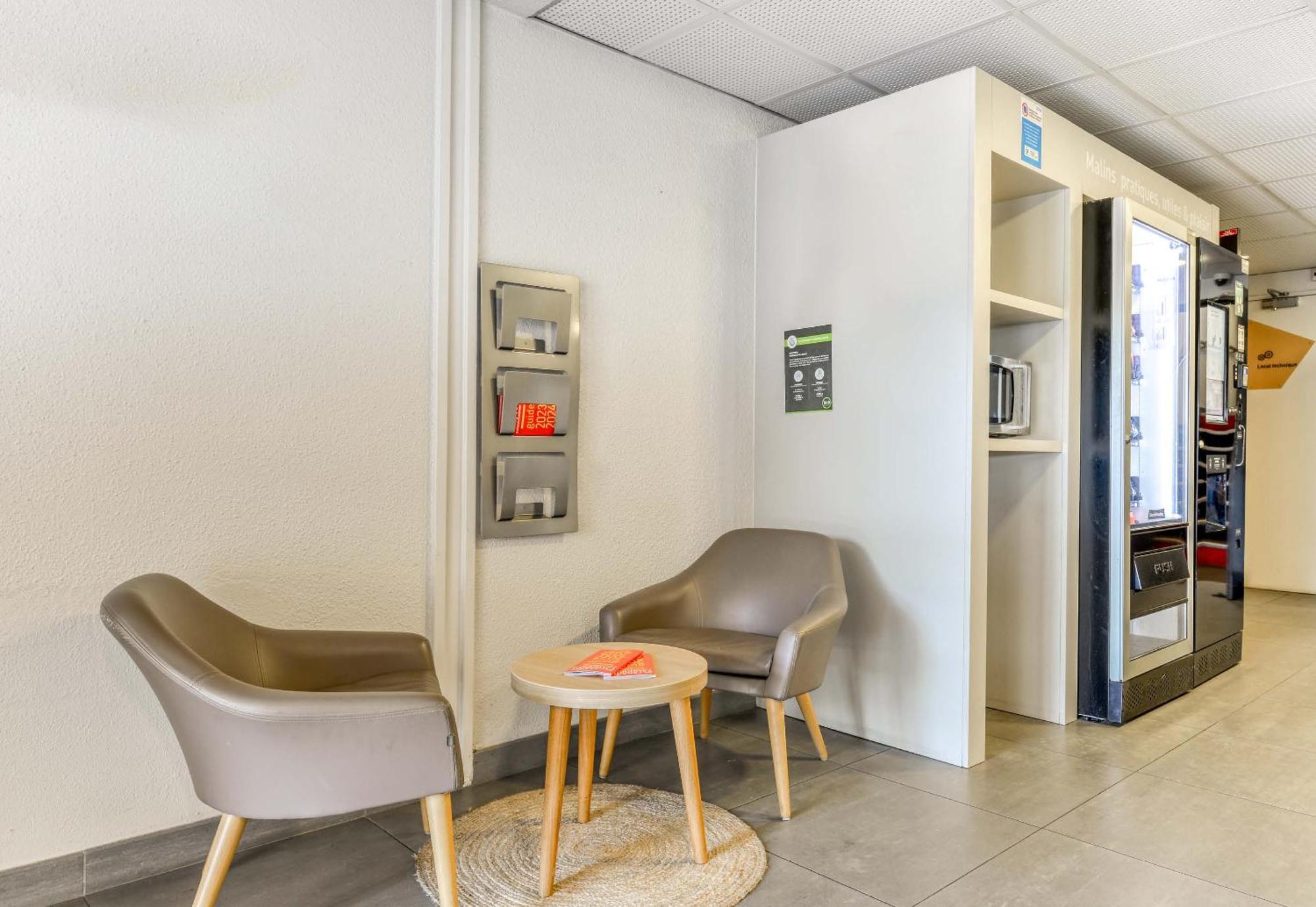 B&B Hotel Narbonne 1 Екстер'єр фото