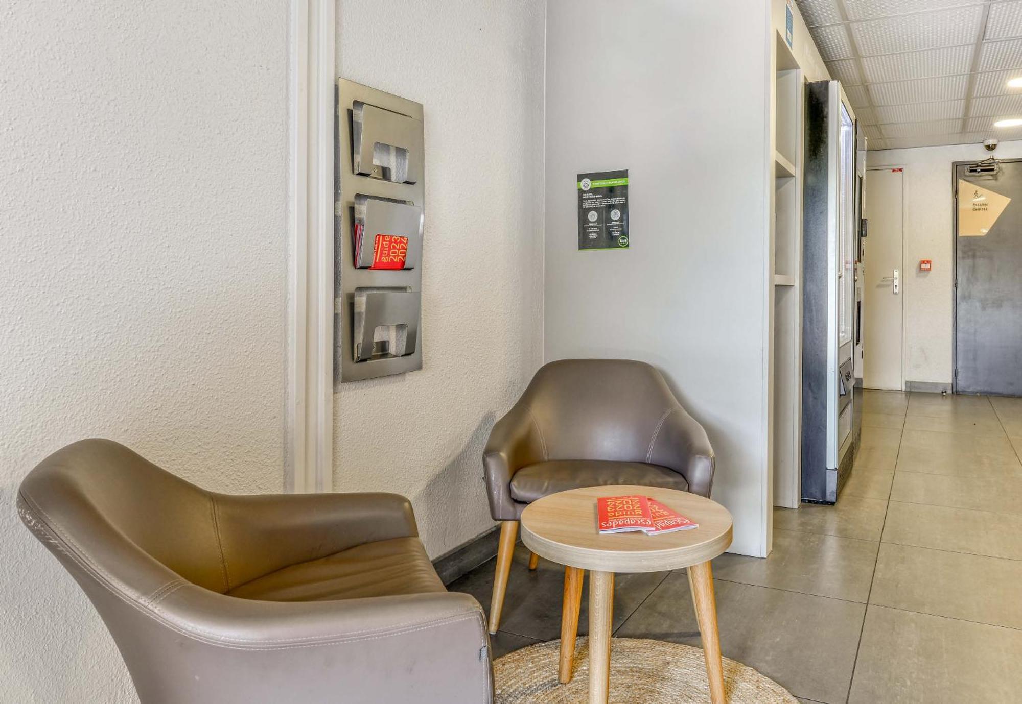 B&B Hotel Narbonne 1 Екстер'єр фото
