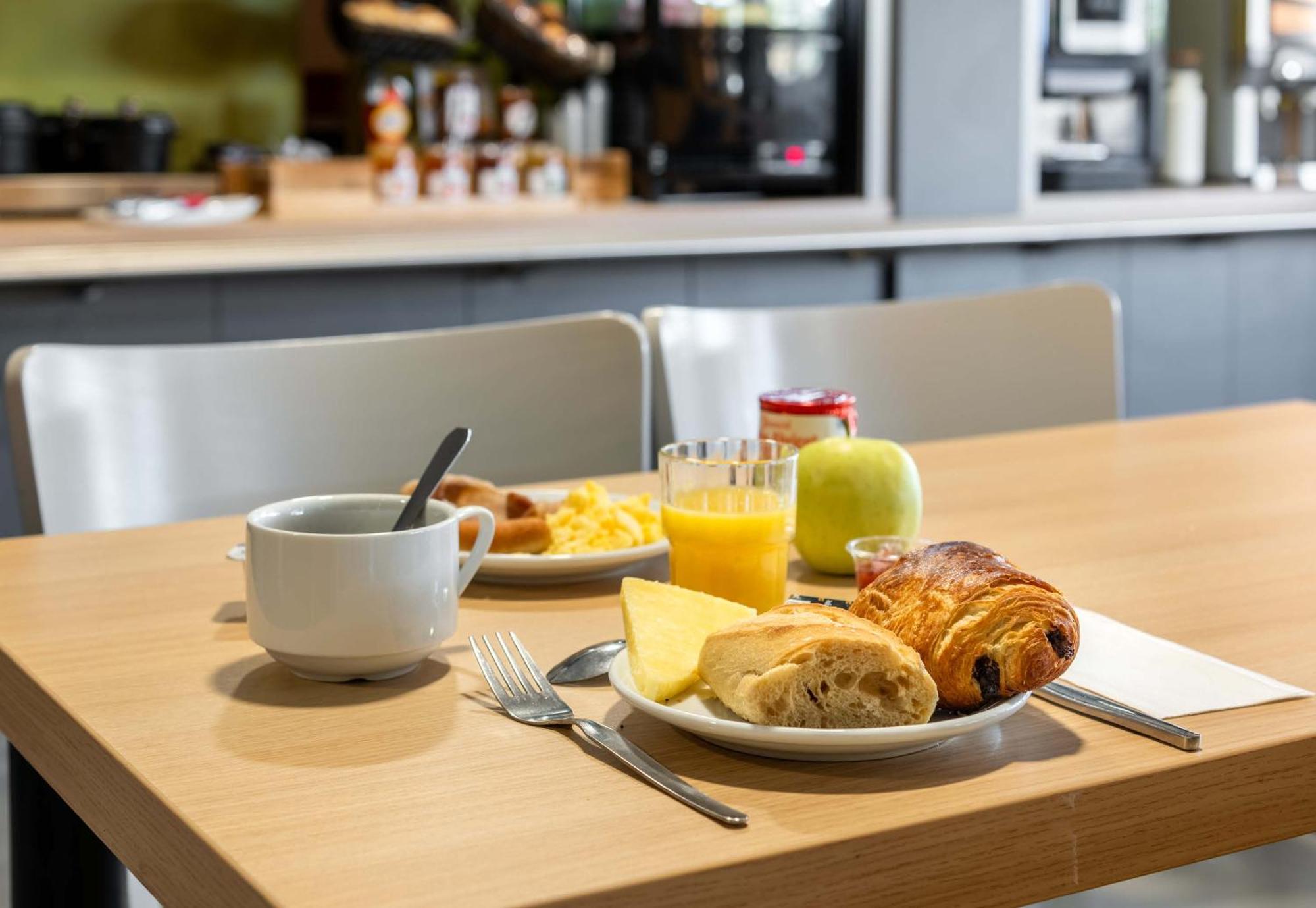 B&B Hotel Narbonne 1 Екстер'єр фото